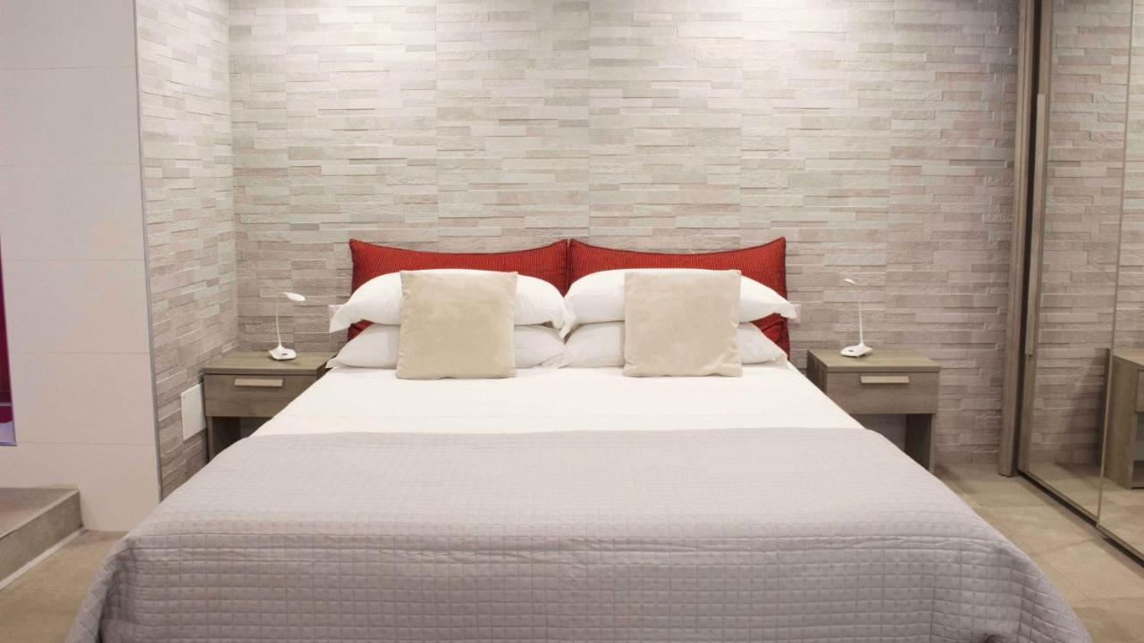 Sweet Home & Wellness Luxury Apartment Nettuno Eksteriør billede