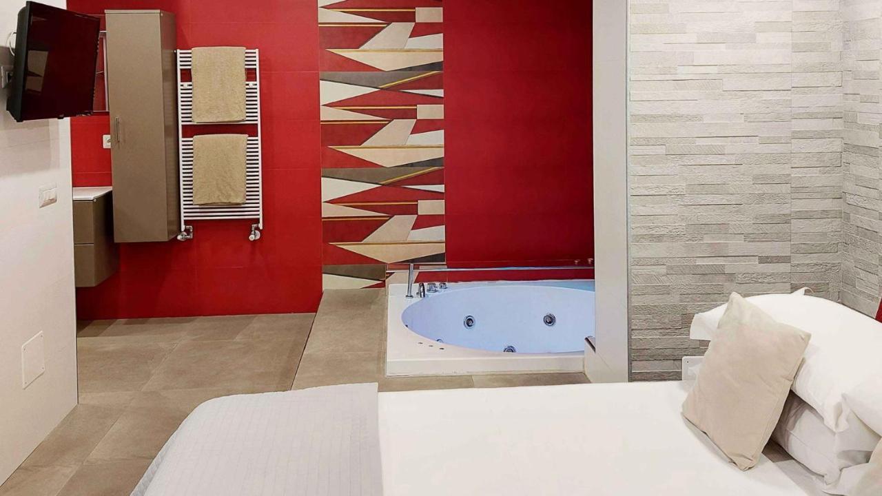 Sweet Home & Wellness Luxury Apartment Nettuno Eksteriør billede