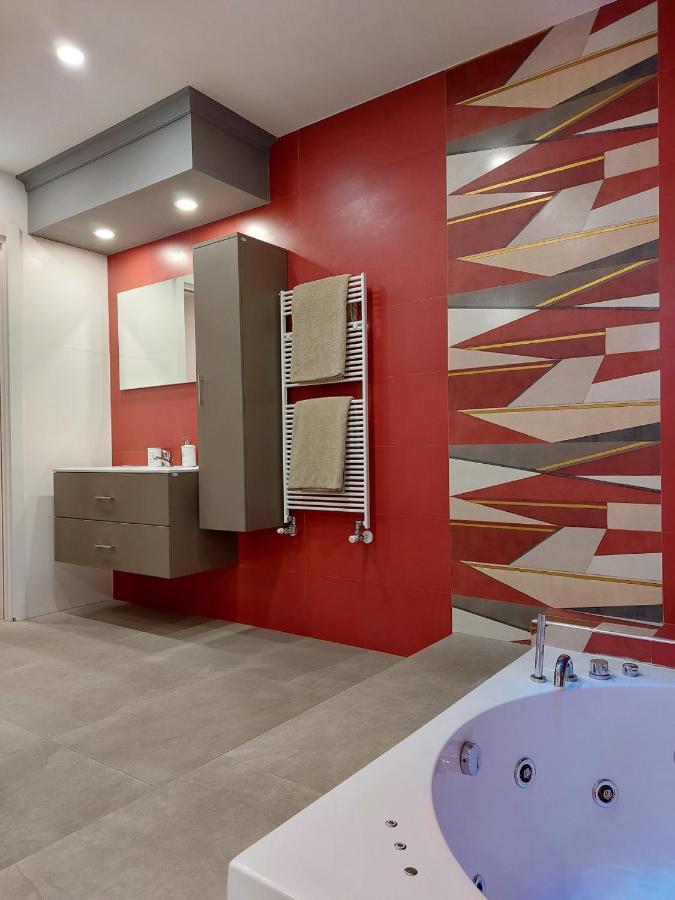 Sweet Home & Wellness Luxury Apartment Nettuno Eksteriør billede