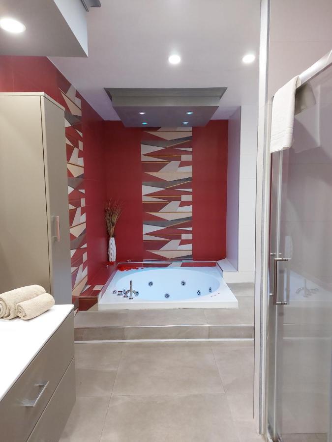Sweet Home & Wellness Luxury Apartment Nettuno Eksteriør billede