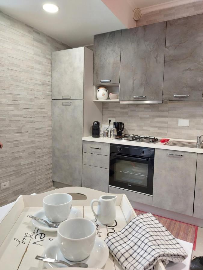 Sweet Home & Wellness Luxury Apartment Nettuno Eksteriør billede