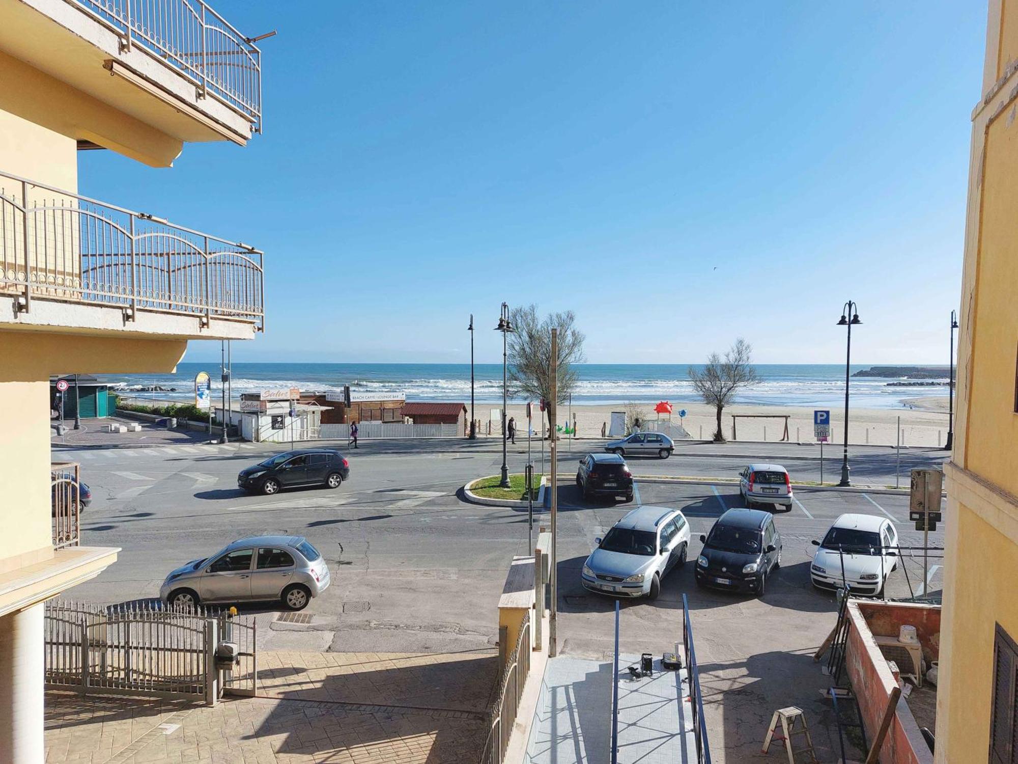 Sweet Home & Wellness Luxury Apartment Nettuno Eksteriør billede