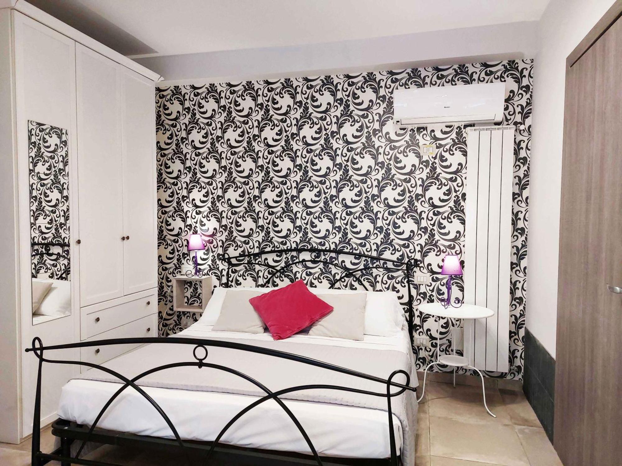 Sweet Home & Wellness Luxury Apartment Nettuno Eksteriør billede
